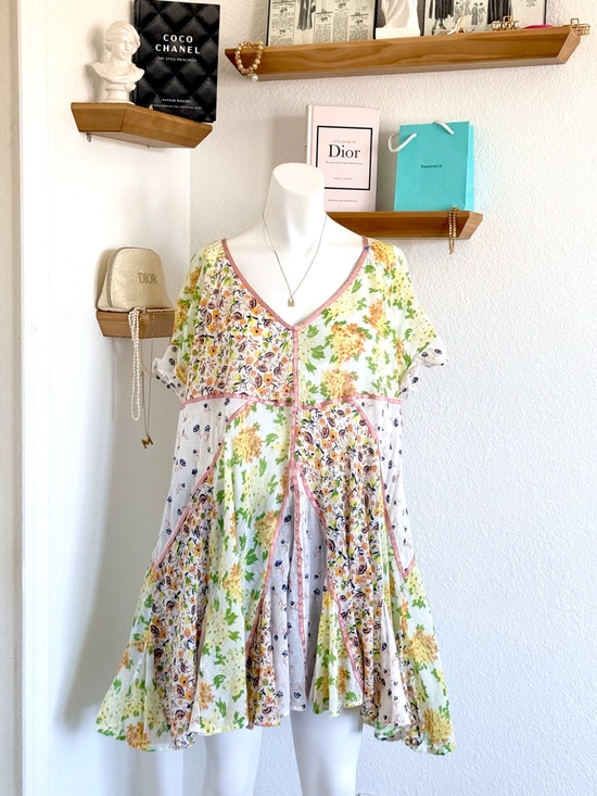 Free People Dresses & Skirts - Free People Wildflower Patchwork Mini Dress SIZE S